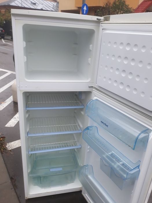 Frigider arctic indesit whirpool