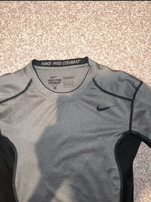 Tricou Nike pro combat