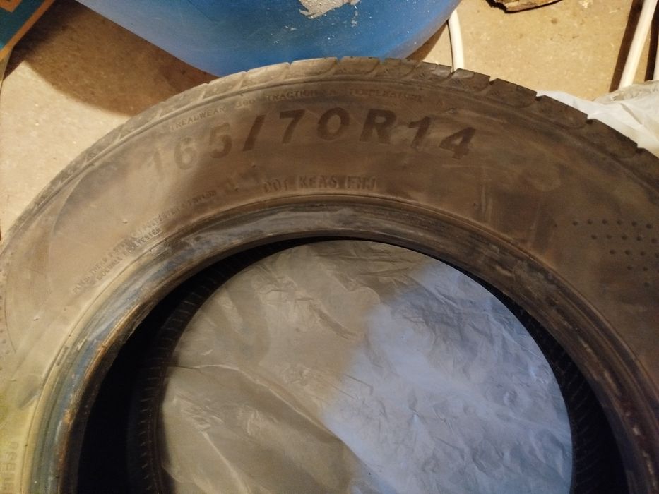 Автомобилни гуми 165/70/14