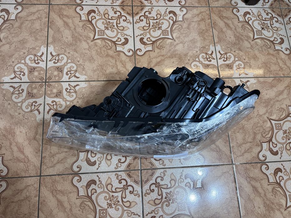 Far carcasa stanga  g30/g31 nfl  seria 5 geam si carcasa far adaptive led