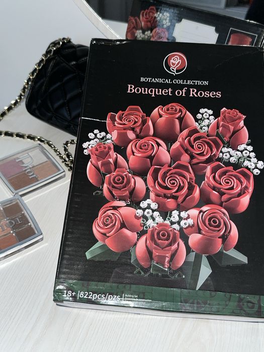 Lego Bouquet of Roses