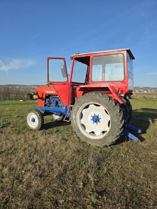 Tractor UTB u800