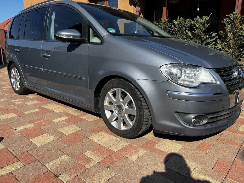 Volkswaagen Touran 2010 2.0TDi