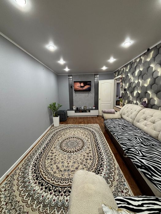 Продам теплая и уютная квартира.