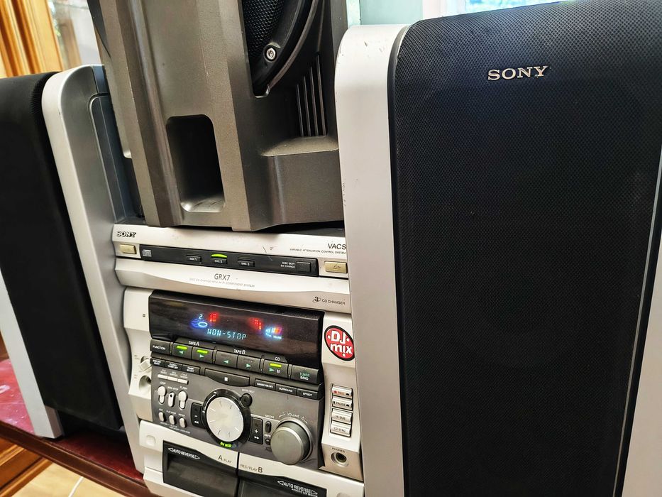 Музыкальный центр SONY Bluetooth  aux 3 колонки Сабвуфер