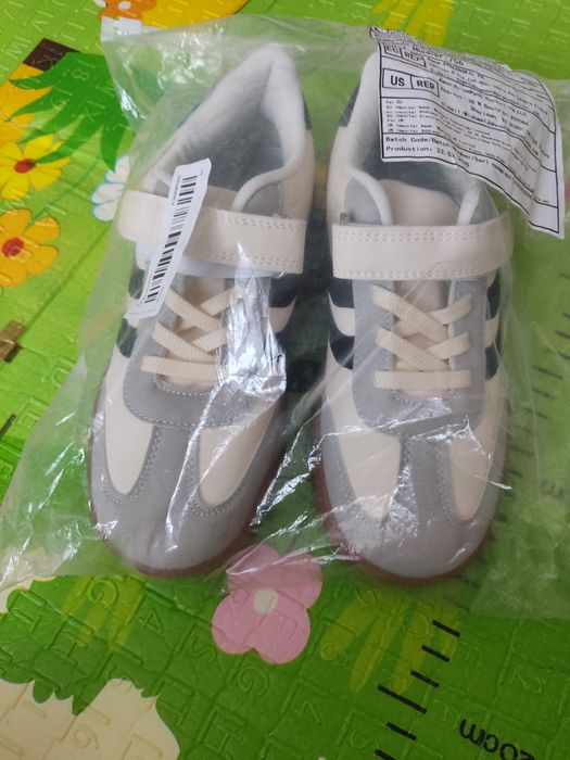 Продам кроссовки