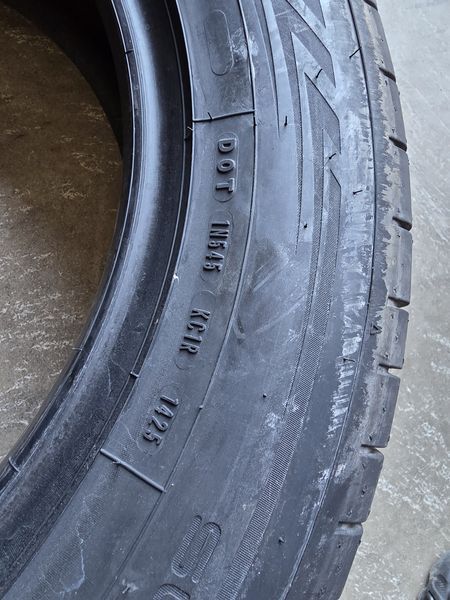 235/60/18 DUNLOP 4бр