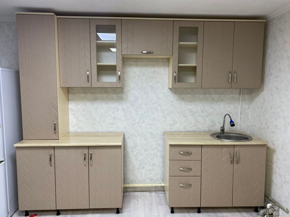 Продам кухонный гарнитур