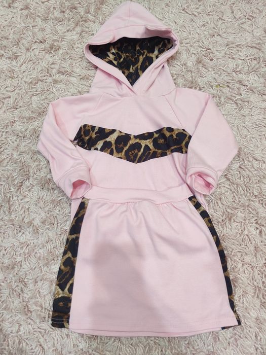 Продам праздничные платья