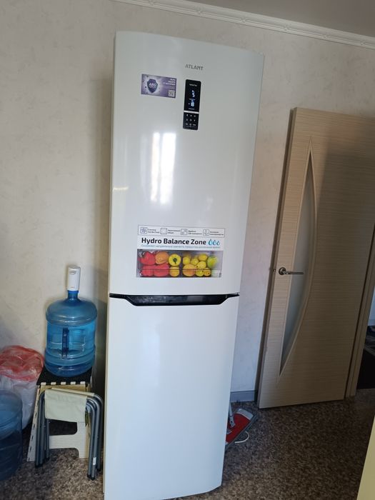 Продам новый холодильник