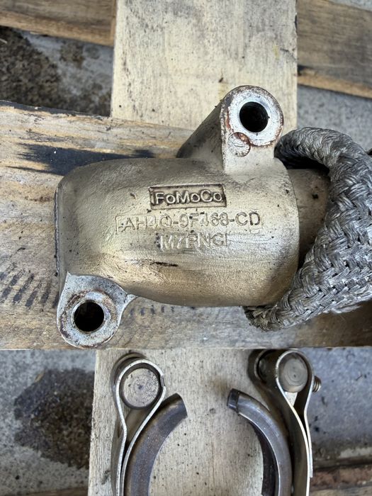 Изпускателен ракорд (Crossover Pipe) за Range Rover L322 4.4 TDV8