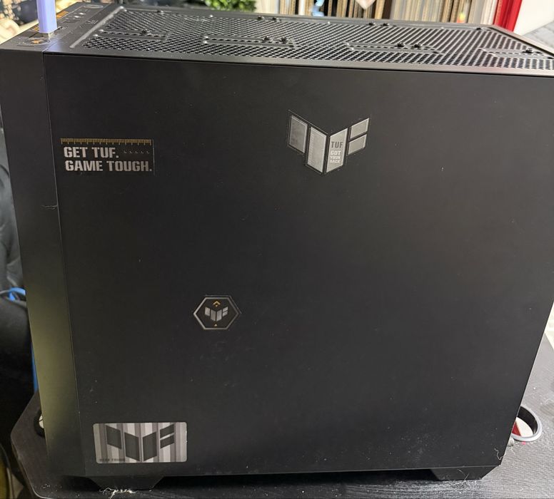 Pc Gaming Ryzen 7 9800x3d 5070 ti 32gb