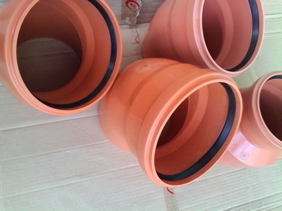 Coturi,garnituri canalizare,reductie,fitinguri.Noi.