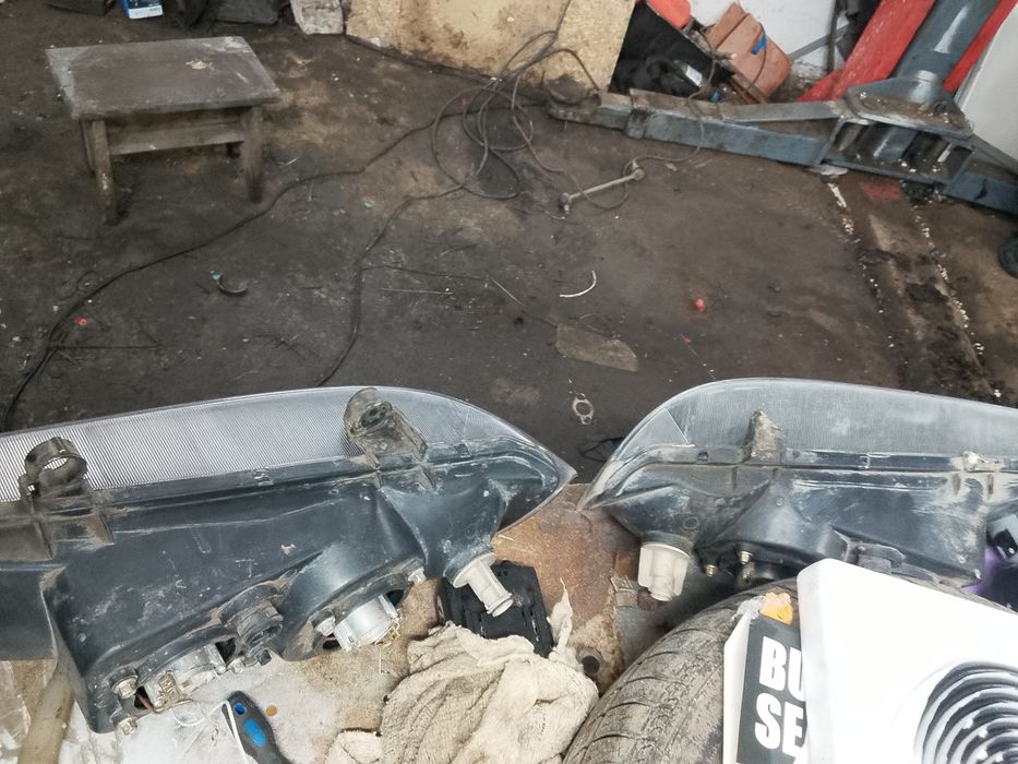 Продам моноблок фары ауди 80 -90.