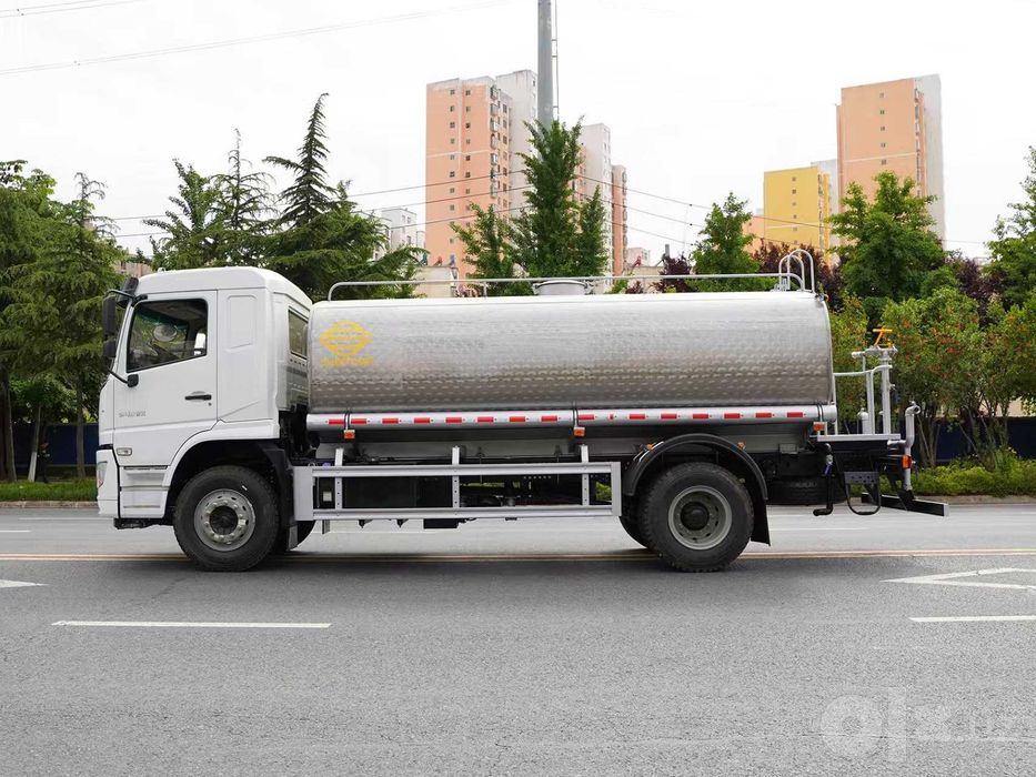 SHACMAN водовоз 15 куб.м vodovoz  govnovoz assenizator  howo  isuzu