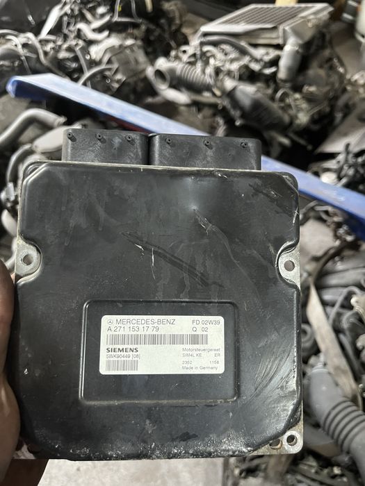 Эбу процесор комьпьютер мерседес  двигатель 271