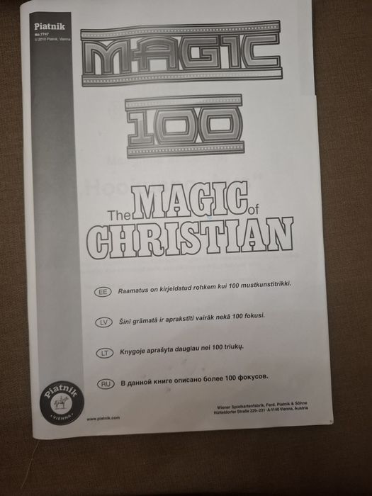 Продаю настольную игру-набор для фокусов "magic100"