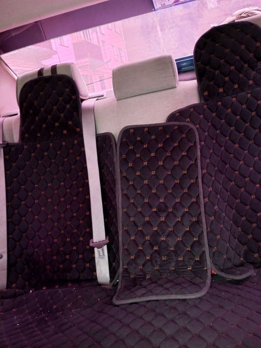 Автомобиль бмв 520  E39