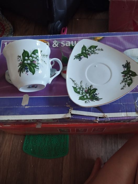 Чайный сервис 4 чашки