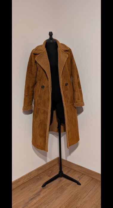 Palton Stradivarius,Mărimea S din blana artificiala