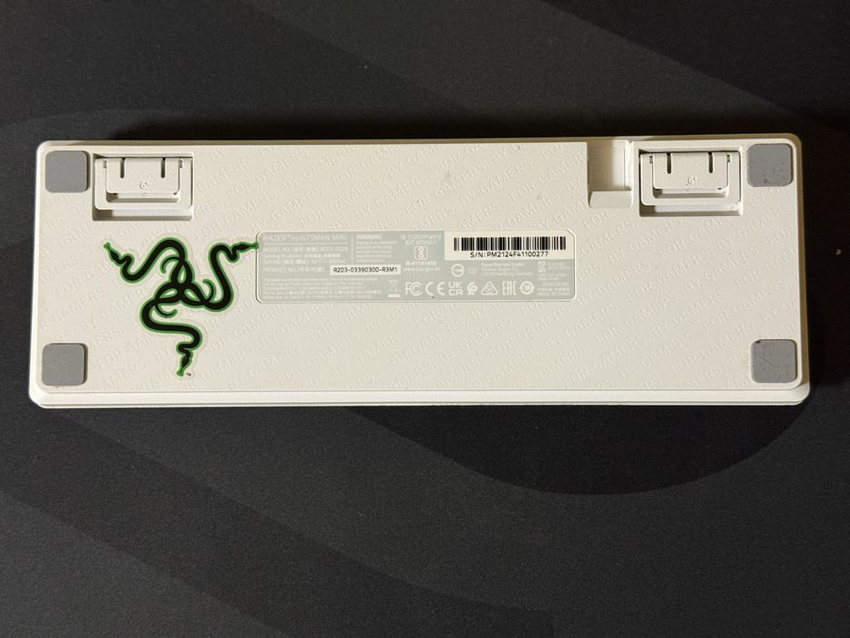 Razer Huntsman mini purple switches