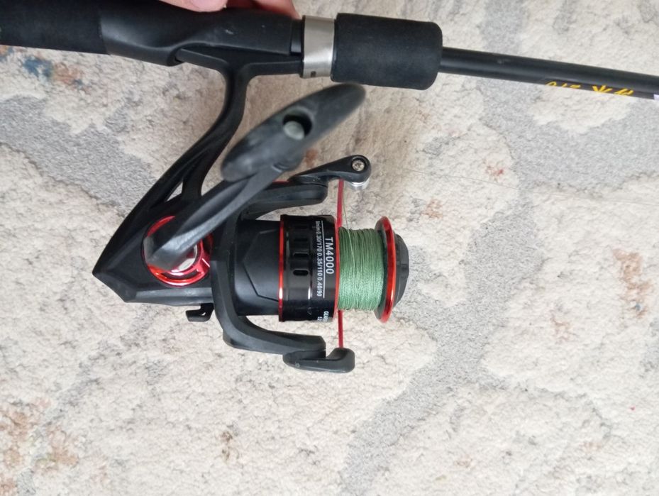 Рыболовные удилища и катушки