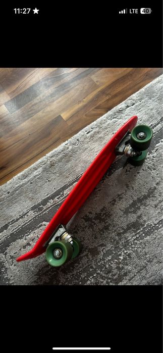 penny board rosu folosit