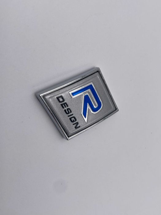 Emblema Compatibila VOLVO R-design spate