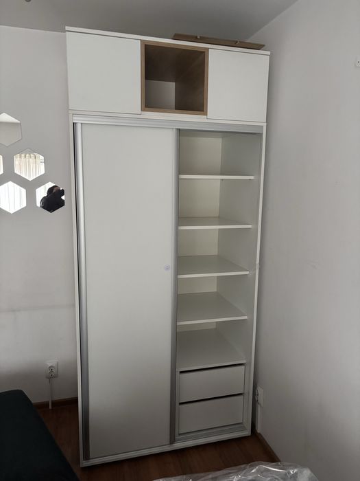 Dulap dressing usi glisante