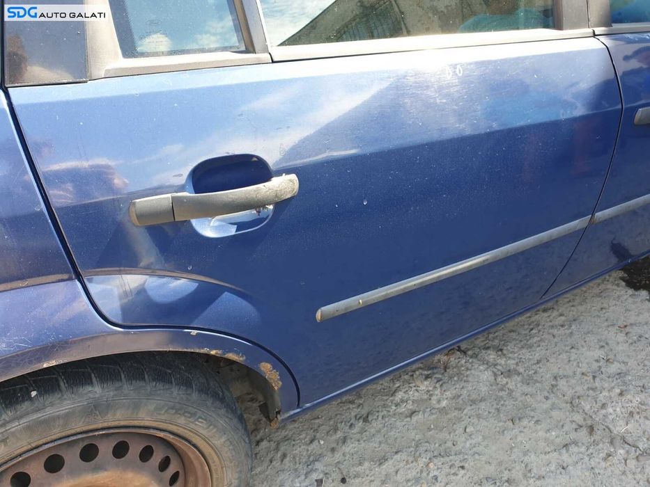 Usa Usi Portiera Portiere Dreapta Spate Dezechipata cu Defecte Ford Mondeo MK 3 Break Turnier 2001 - 2007 Culoare D0