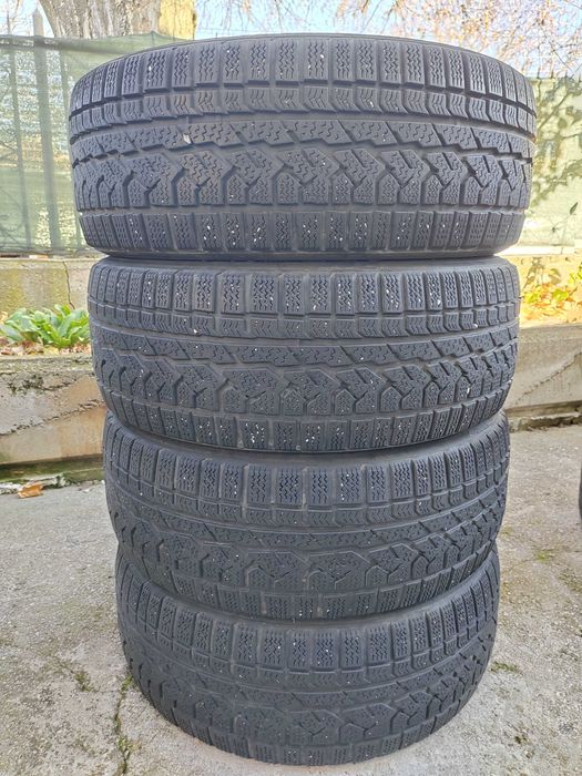 235/55/18 4бр.Kumho Зимни гуми