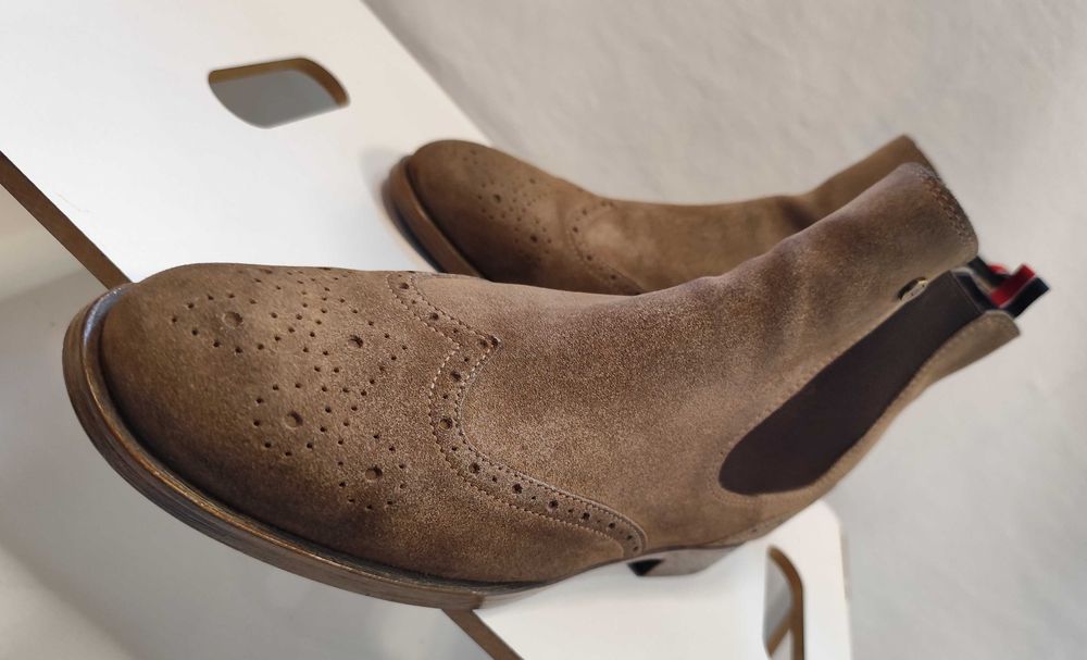 Ghete chelsea 42 42.5 brogue Tommy Hilfiger piele naturala suede moal
