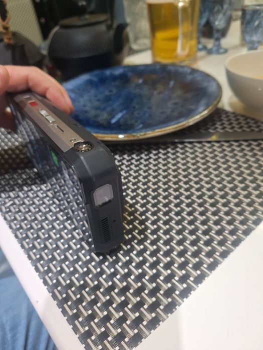 Телефон ТАНК с проектором