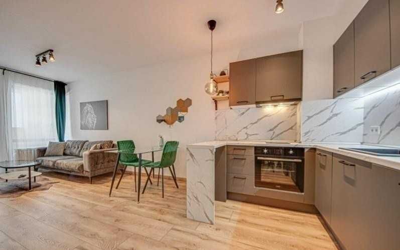 Продава се Двустаен апартамент в София, Красно село - 87 кв.м за 2046 €/кв.м - Снимка #3