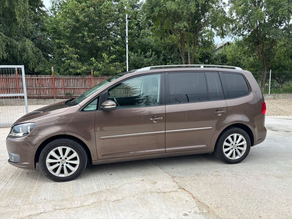VOLKSWAGEN Touran 2011 — imagine 2