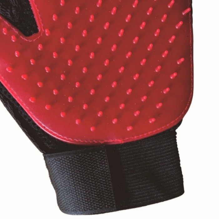 Перчатка для вычесывания шерсти