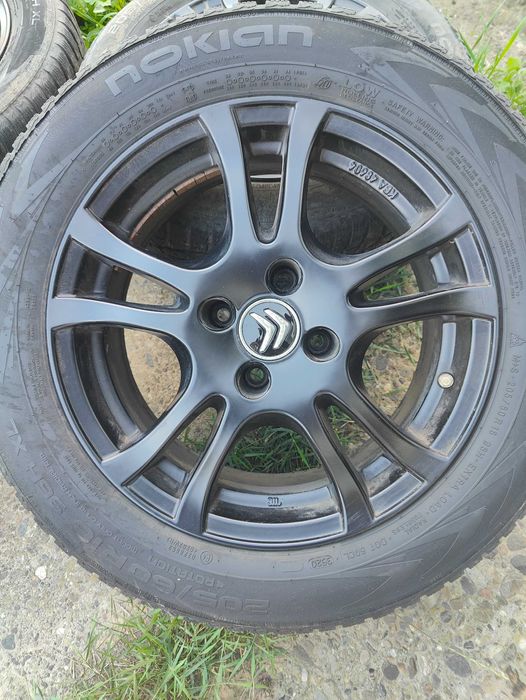 Roți cauciucuri iarnă 205/60/R16+Jante Anzio black, 4x108, J6,5, ET20