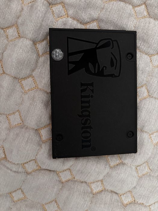 Продам Ssd kingston