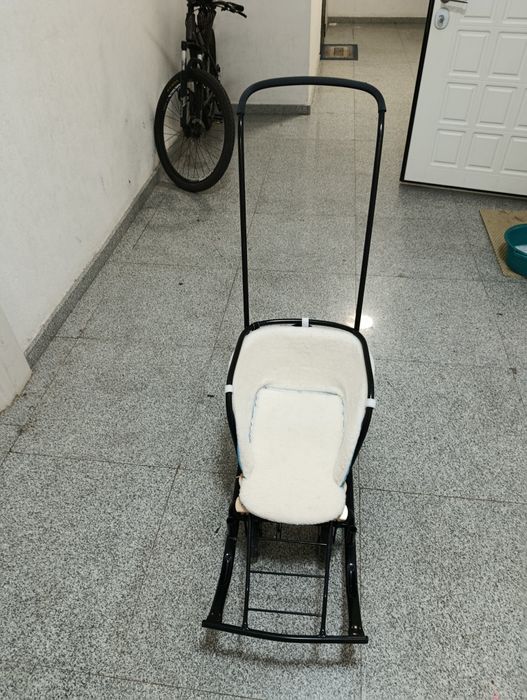 Продам санки с мягкой седушкой
