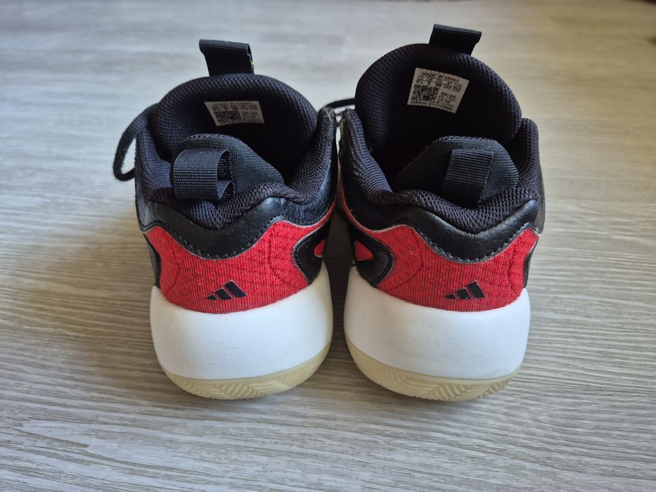 Баскетболни маратонки adidas TRAE UNLIMITED 2 J