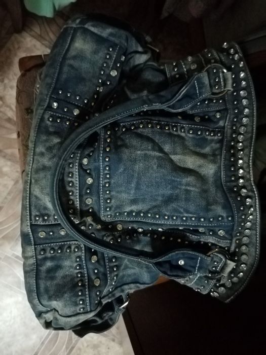Джинсовая сумка продаётся