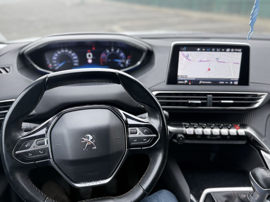 Peugeot 3008 1.2 pureTec