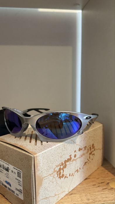 Oakley Plantaris sunglasses