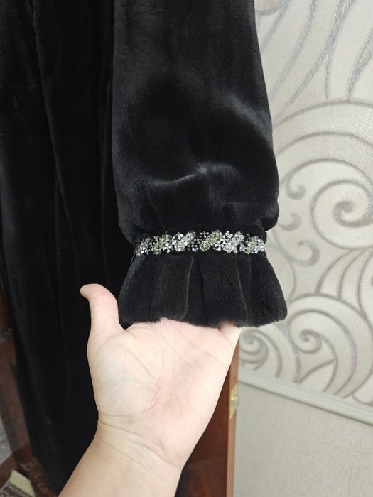 Продам норковую шубу