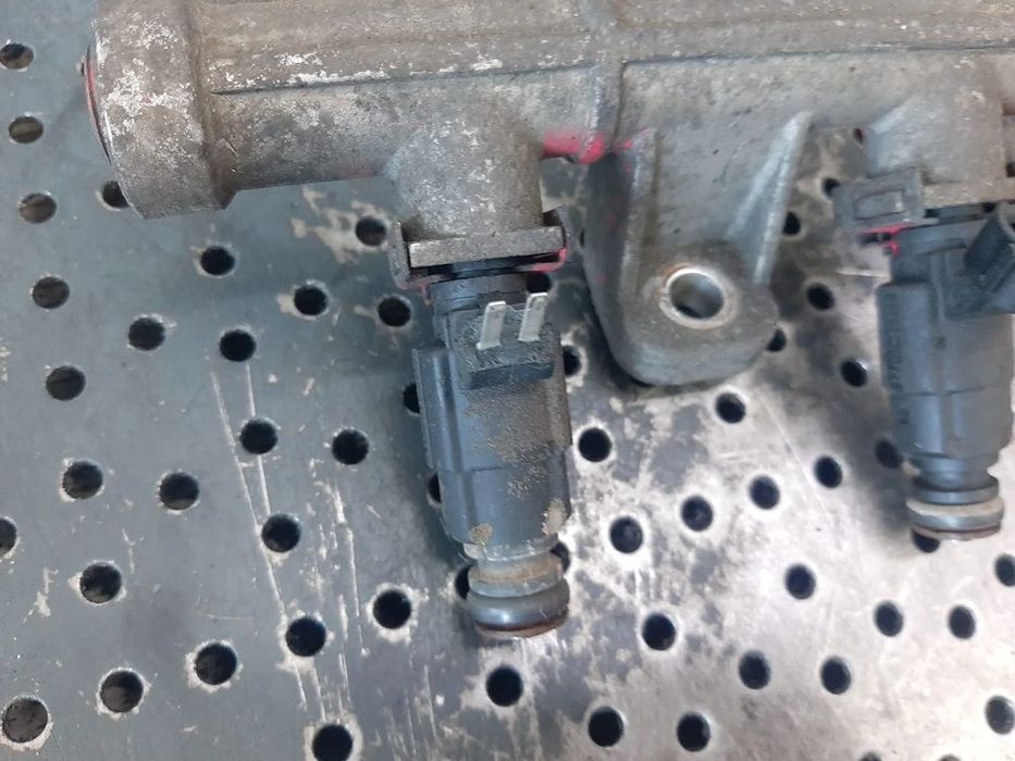 rampa cu injectoare d4hb 1.1b hyundai getz  2004  35310-22600