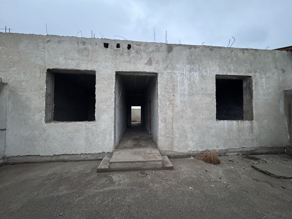 Кармана тумани, Уйрот МФЙ, МРО атрофида 2-сотиҳли коттедж сотилади