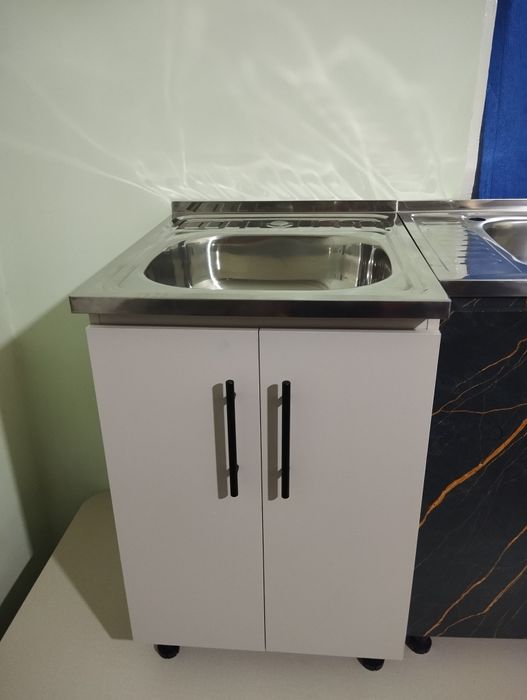 Кухни мойка сотилади