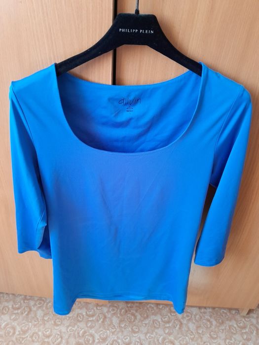 Продам женские вещи дешево