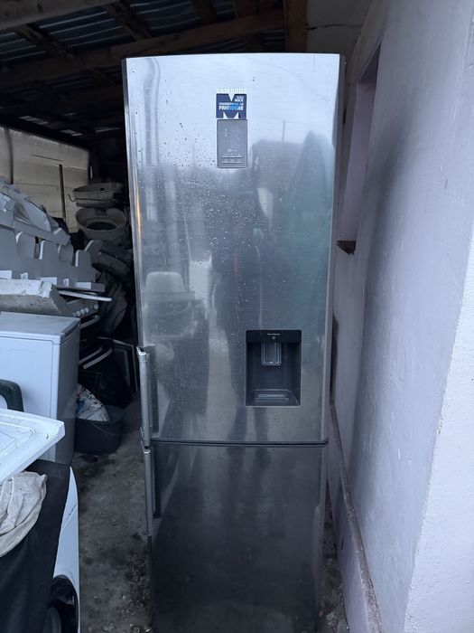 Vand frigider in stare buna de functionare