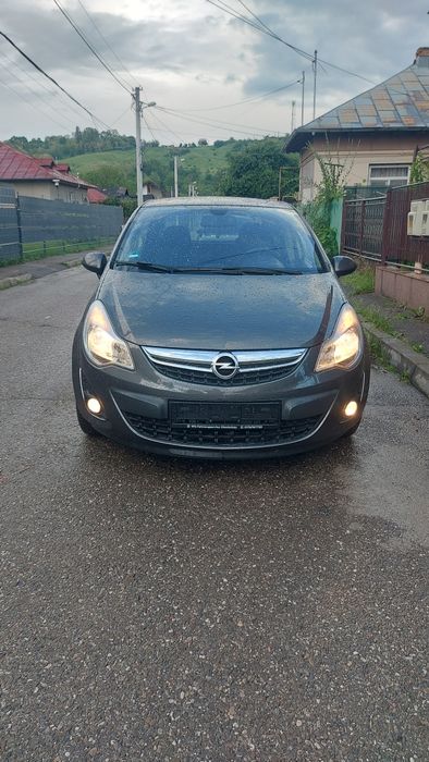 Opel corsa 2012,1.4benzină, euro5